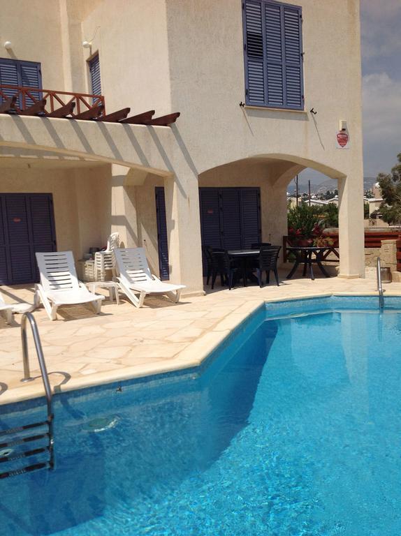 Villa Samantha Paphos Esterno foto